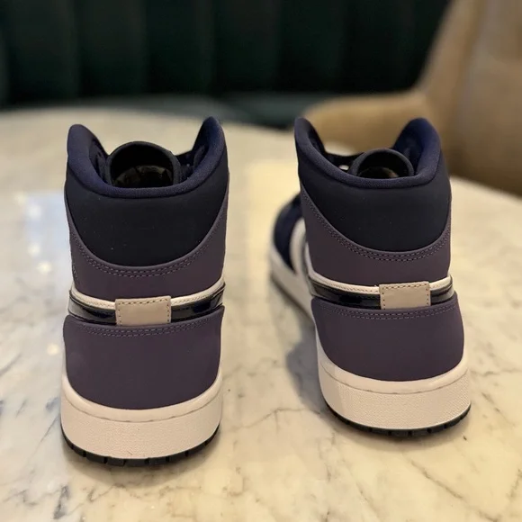 NIKE JORDAN 1 Mid Obsidian Sanded Purple (2020) - Picture 4 of 11